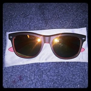Red and black wafer sunglasses